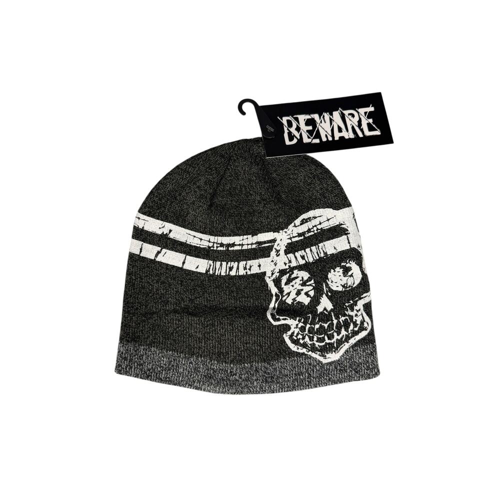 Beware Skull Knit Beanie Gray/White